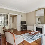 Elégant appartement parisien