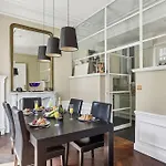 Elégant appartement parisien